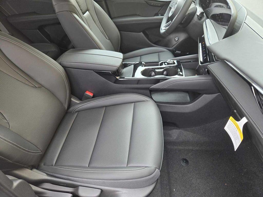 new 2025 Buick Envision car, priced at $39,245