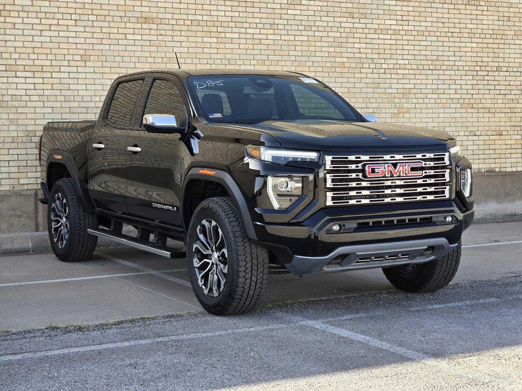 new 2025 GMC Canyon car, priced at $55,489