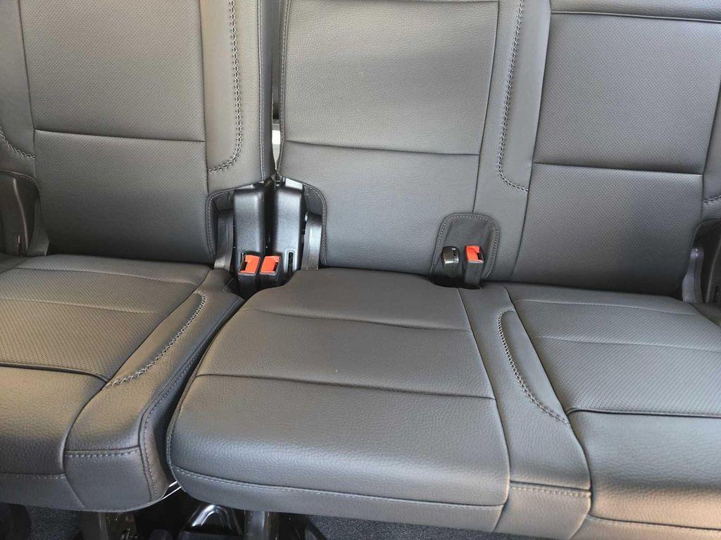 new 2025 GMC Yukon XL car, priced at $100,175