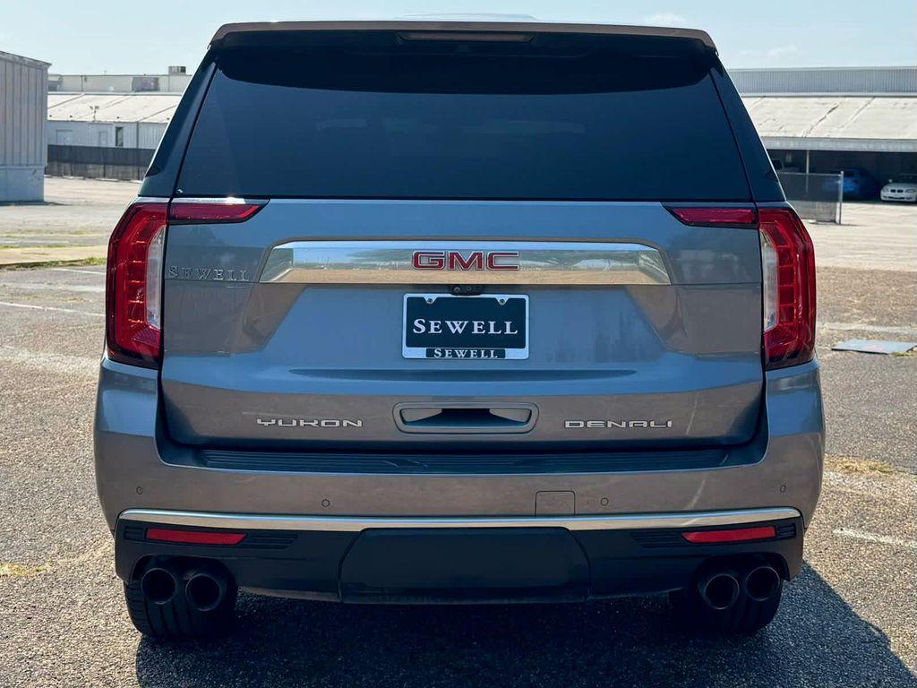 used 2021 GMC Yukon car, priced at $39,992