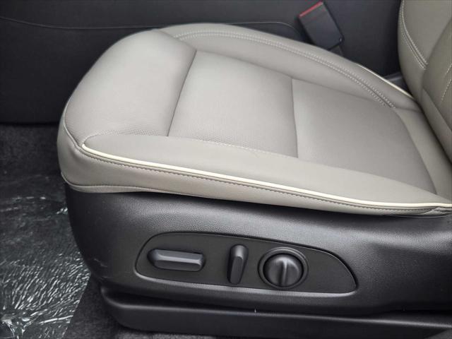 new 2025 Buick Envista car, priced at $30,790