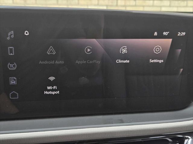 new 2025 Buick Envista car, priced at $30,790