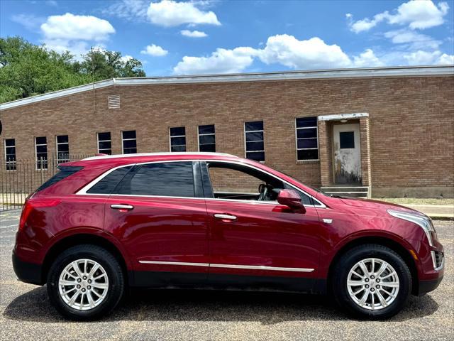 used 2017 Cadillac XT5 car, priced at $17,991