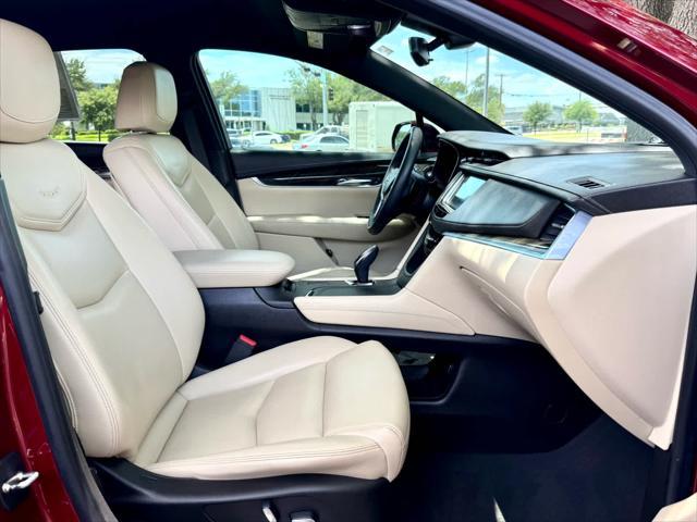used 2017 Cadillac XT5 car, priced at $17,991