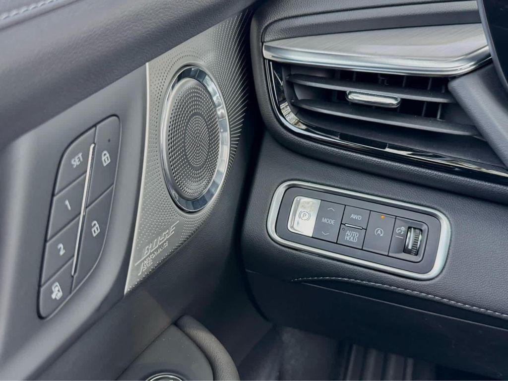 used 2025 Buick Enclave car, priced at $59,991