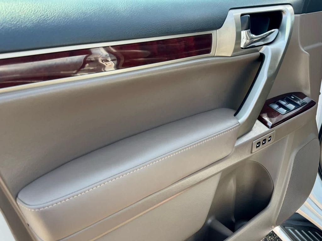 used 2015 Lexus GX 460 car, priced at $22,888