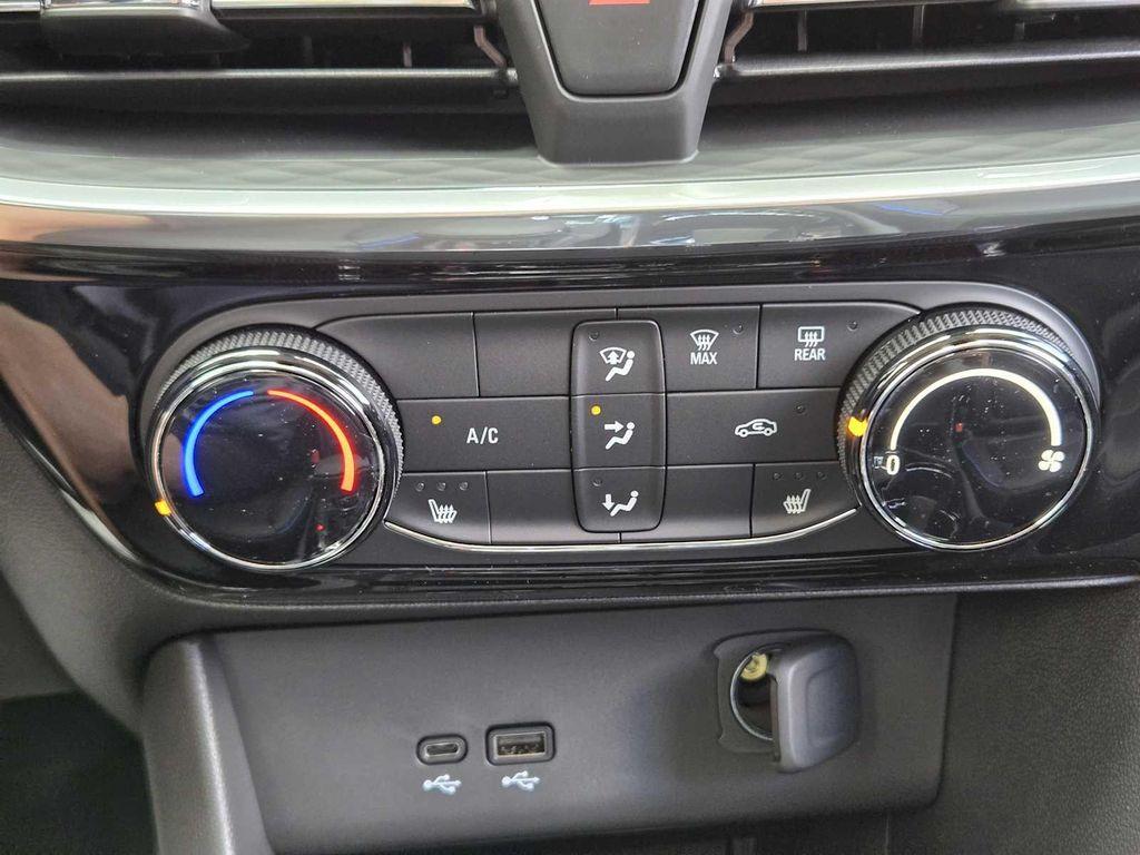 new 2026 Buick Encore GX car, priced at $33,570