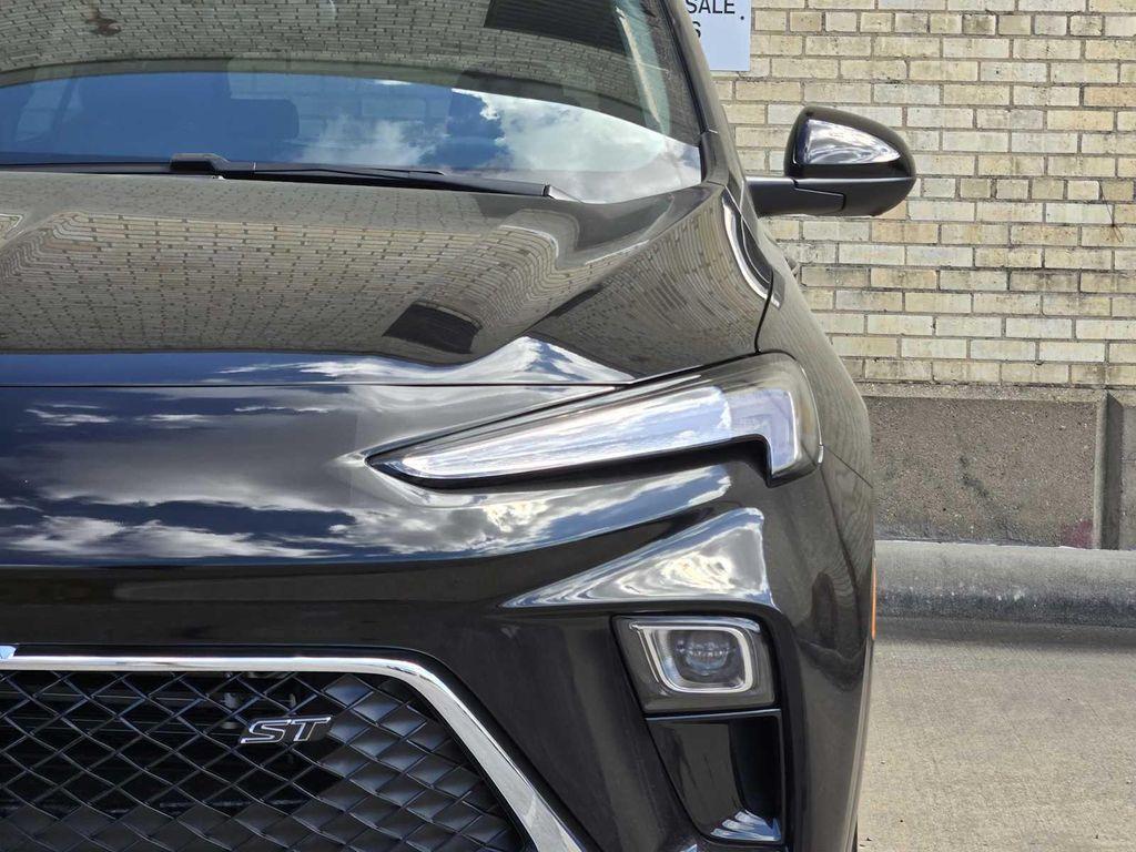 new 2026 Buick Encore GX car, priced at $33,570