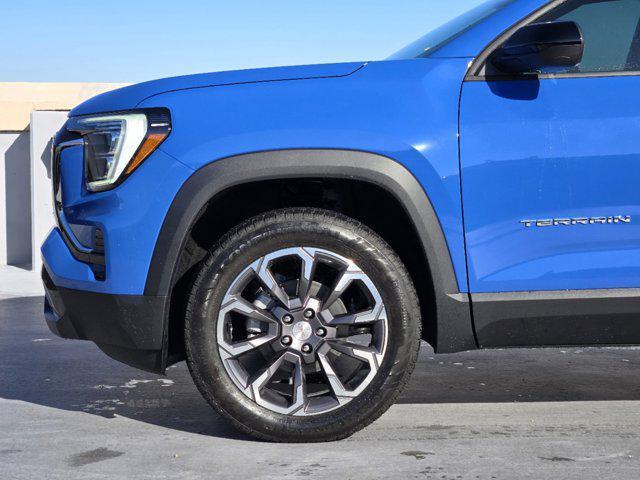 new 2025 GMC Terrain car, priced at $36,590