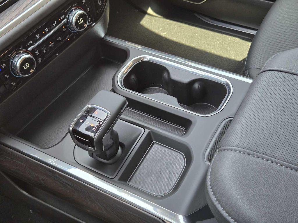 new 2025 GMC Sierra 1500 car, priced at $64,394
