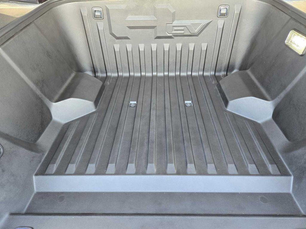 new 2025 GMC HUMMER EV Pickup car, priced at $108,335
