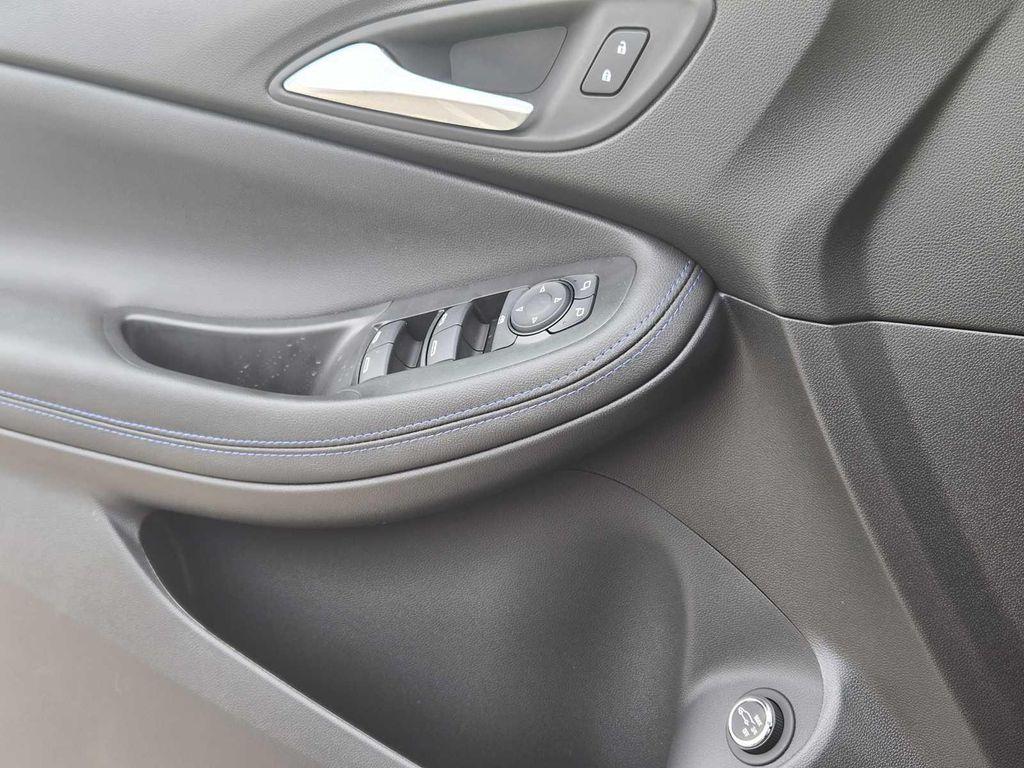 new 2026 Buick Encore GX car, priced at $29,390