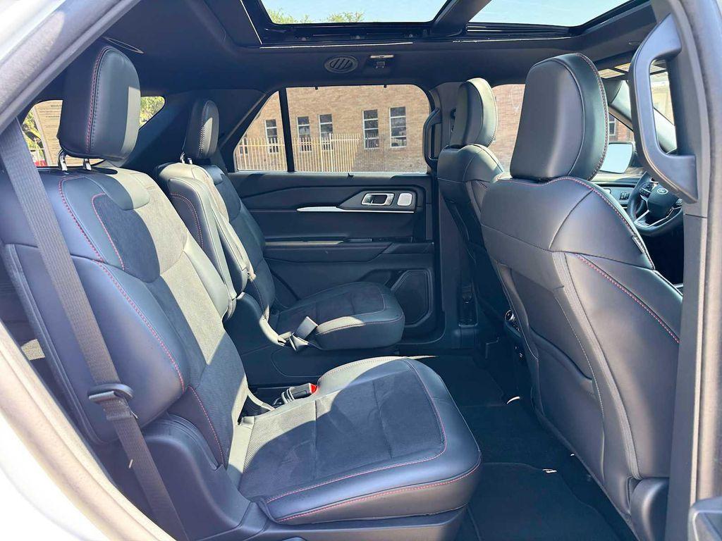 used 2025 Ford Explorer car, priced at $49,992