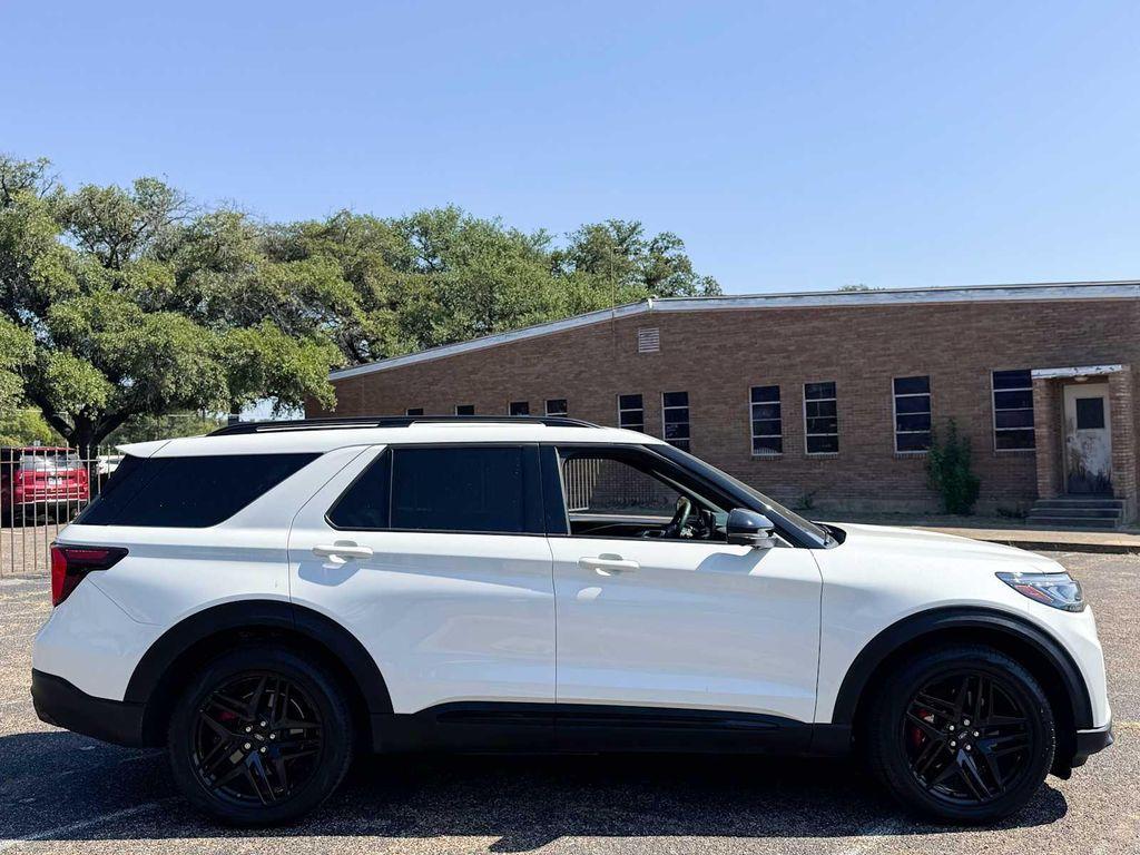 used 2025 Ford Explorer car, priced at $49,992