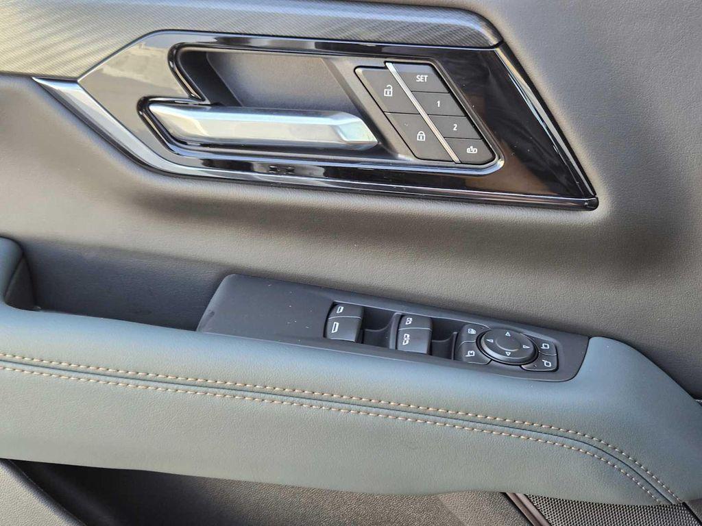 new 2025 GMC Yukon XL car, priced at $89,210
