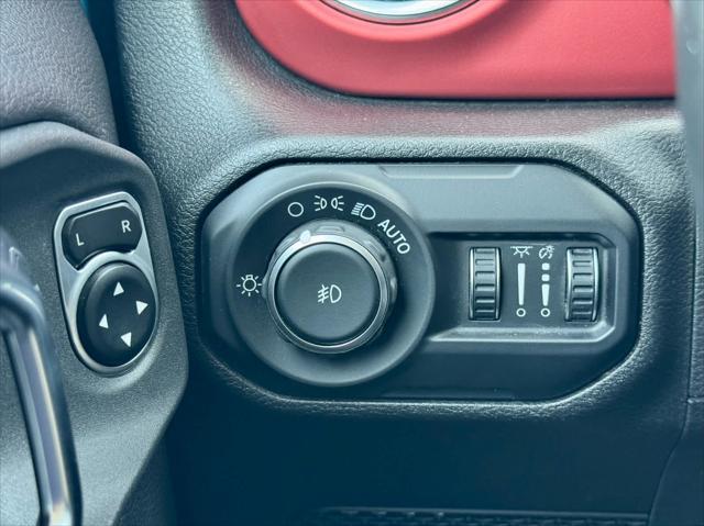 used 2020 Jeep Wrangler Unlimited car, priced at $34,992