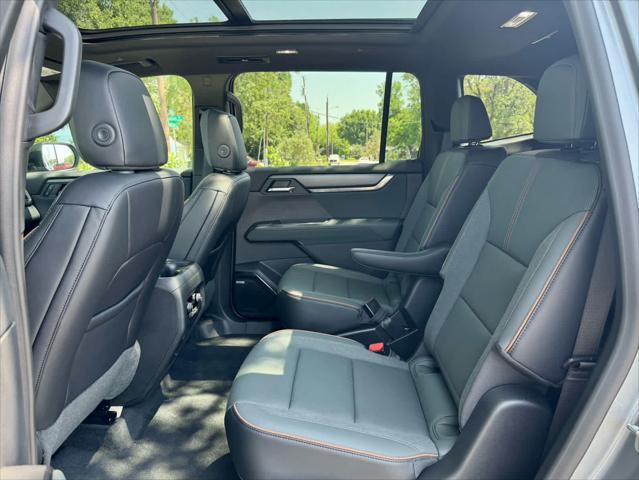 used 2024 GMC Acadia car, priced at $49,997