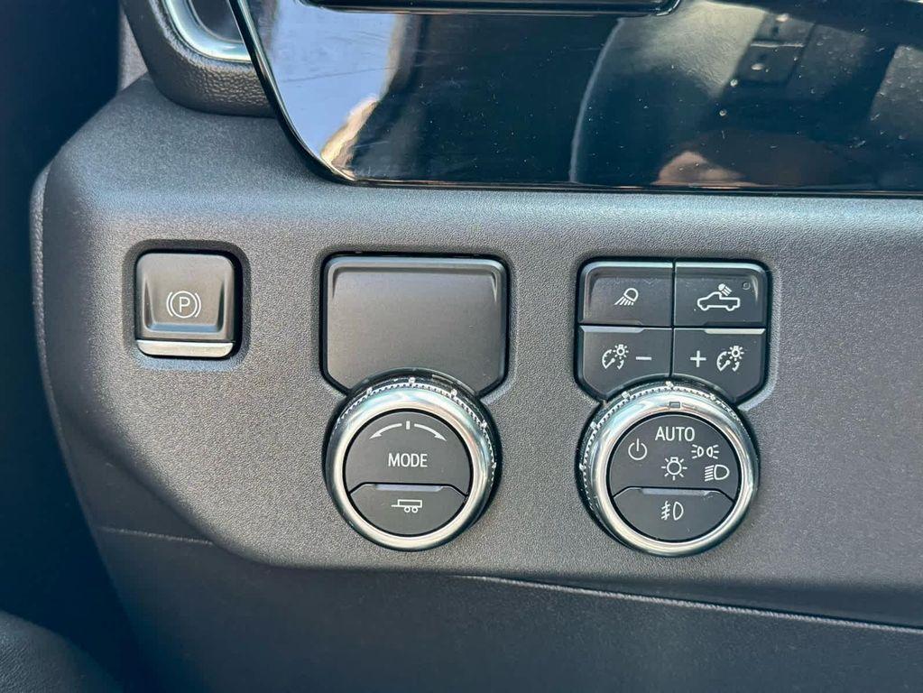 used 2023 GMC Sierra 1500 car, priced at $34,997