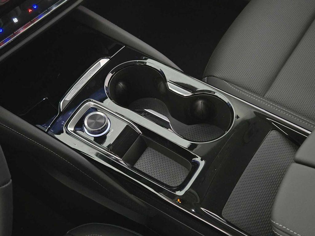new 2025 Buick Envision car, priced at $39,740