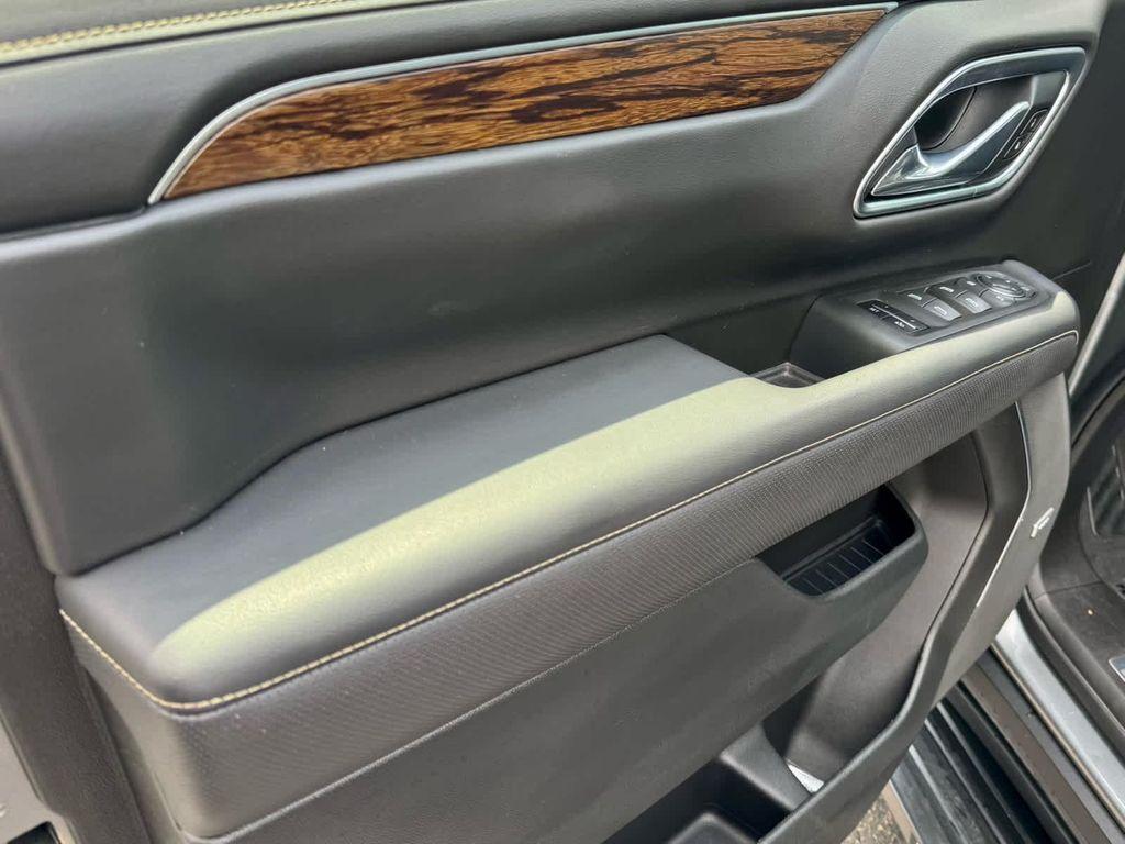 used 2021 Chevrolet Suburban car, priced at $39,992