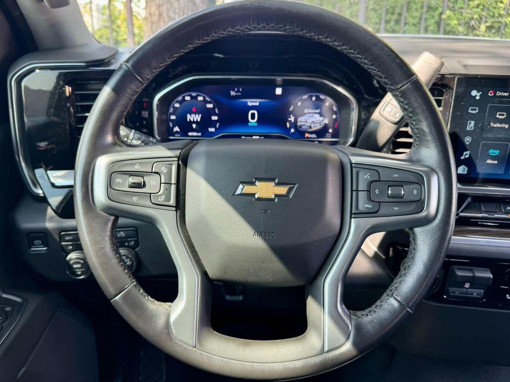 used 2022 Chevrolet Silverado 1500 car, priced at $39,991