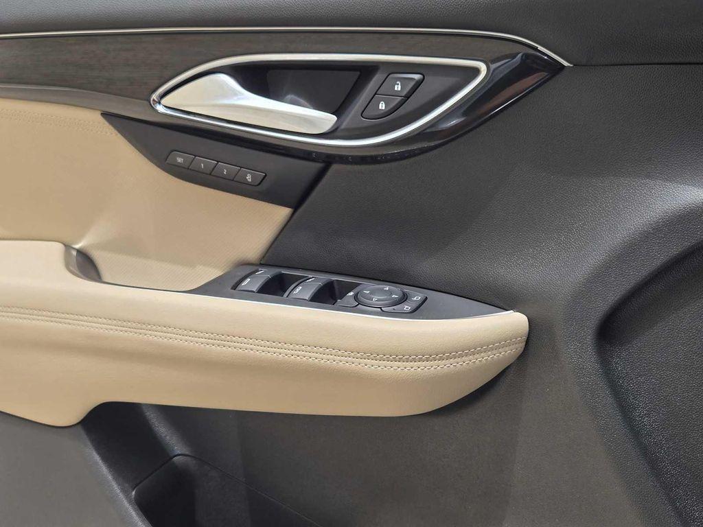 new 2025 Buick Envision car, priced at $39,245