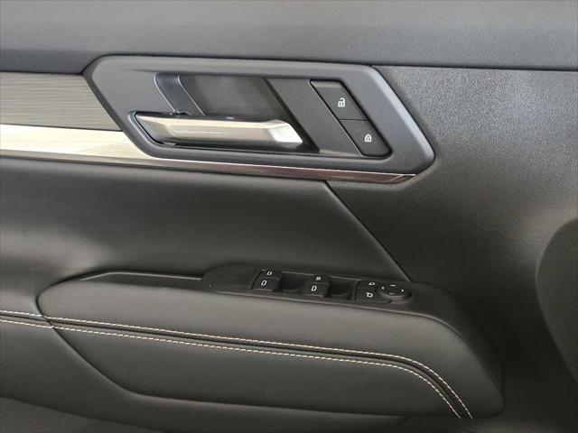 new 2025 GMC Terrain car, priced at $38,235