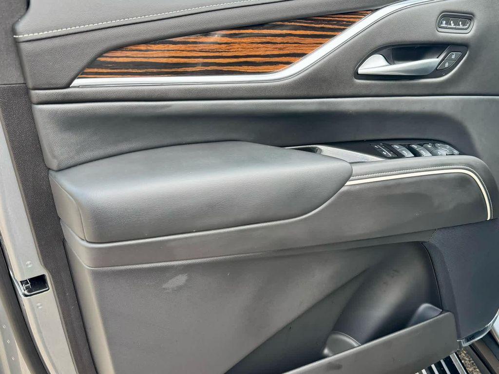 used 2024 Cadillac Escalade car, priced at $82,991