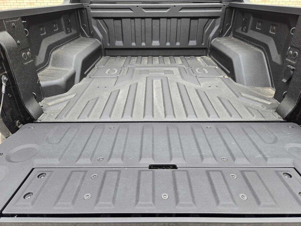 new 2025 GMC HUMMER EV Pickup car, priced at $108,735