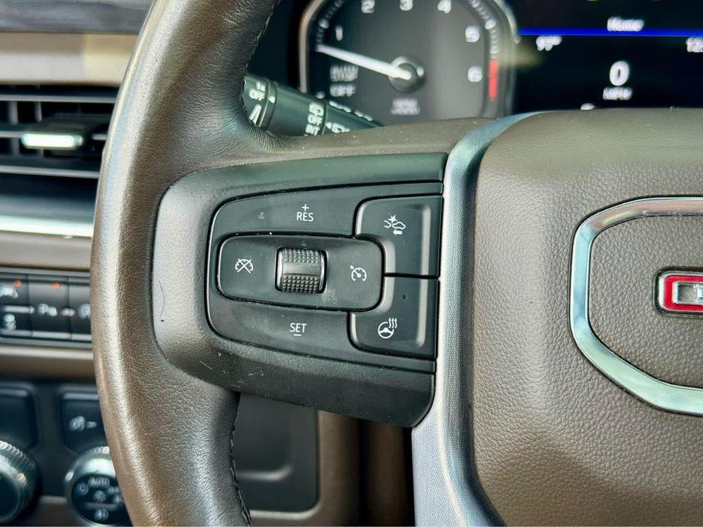 used 2021 GMC Yukon car, priced at $44,992