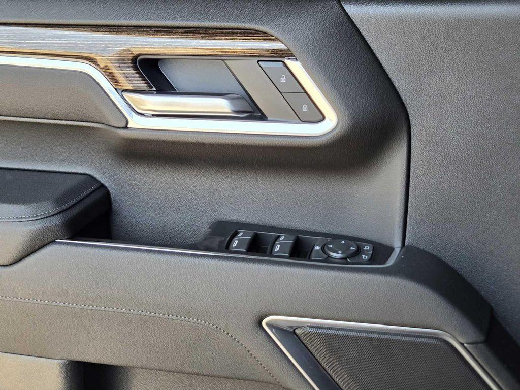 new 2025 GMC Sierra 1500 car, priced at $62,185