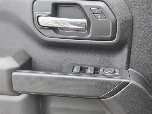 new 2025 GMC Sierra 1500 car, priced at $51,155