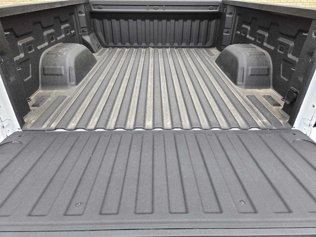 new 2025 GMC Sierra 1500 car, priced at $51,155