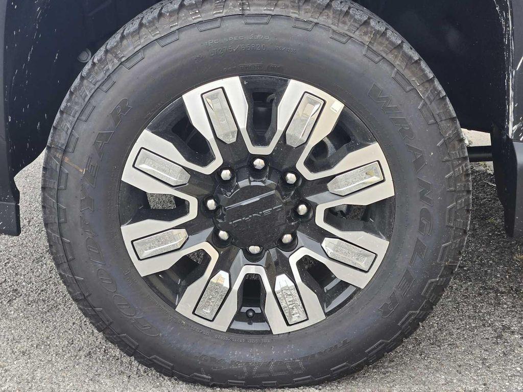 new 2025 GMC Sierra 2500 car, priced at $90,170