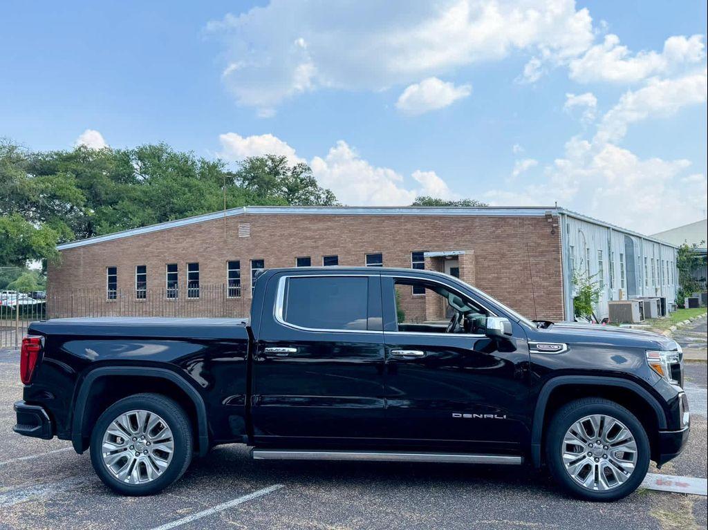 used 2022 GMC Sierra 1500 car, priced at $49,992
