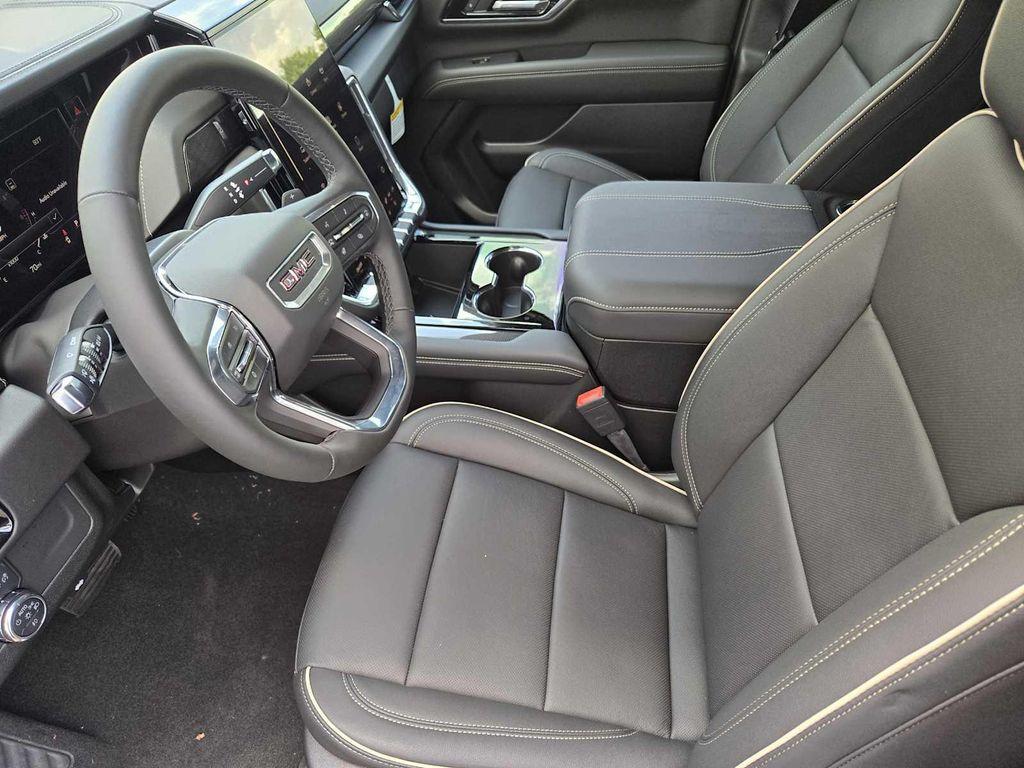 new 2025 GMC Yukon XL car, priced at $79,735