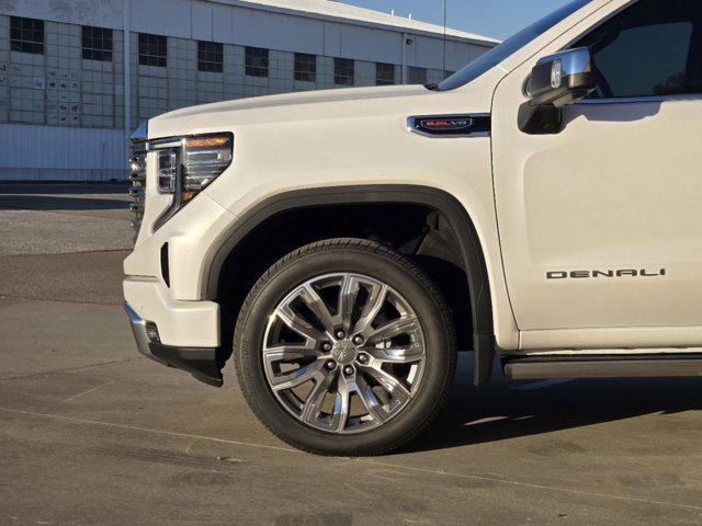 new 2025 GMC Sierra 1500 car, priced at $78,545