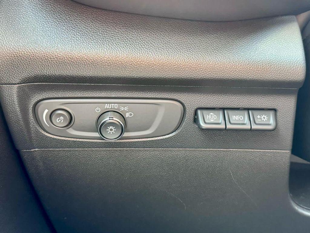 used 2022 Buick Envision car, priced at $27,991