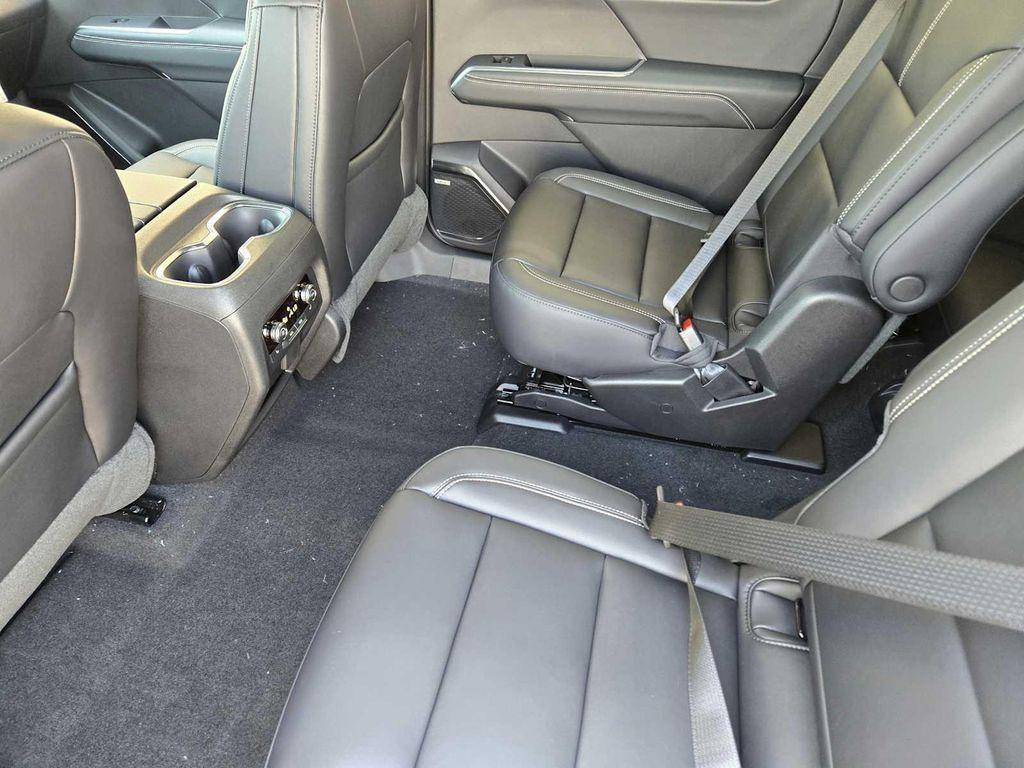 new 2025 GMC Acadia car, priced at $47,930