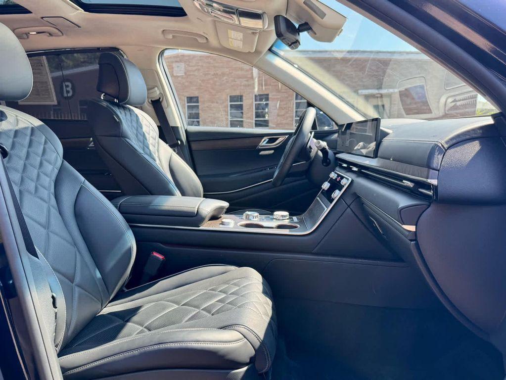 used 2025 Genesis GV80 car, priced at $69,991