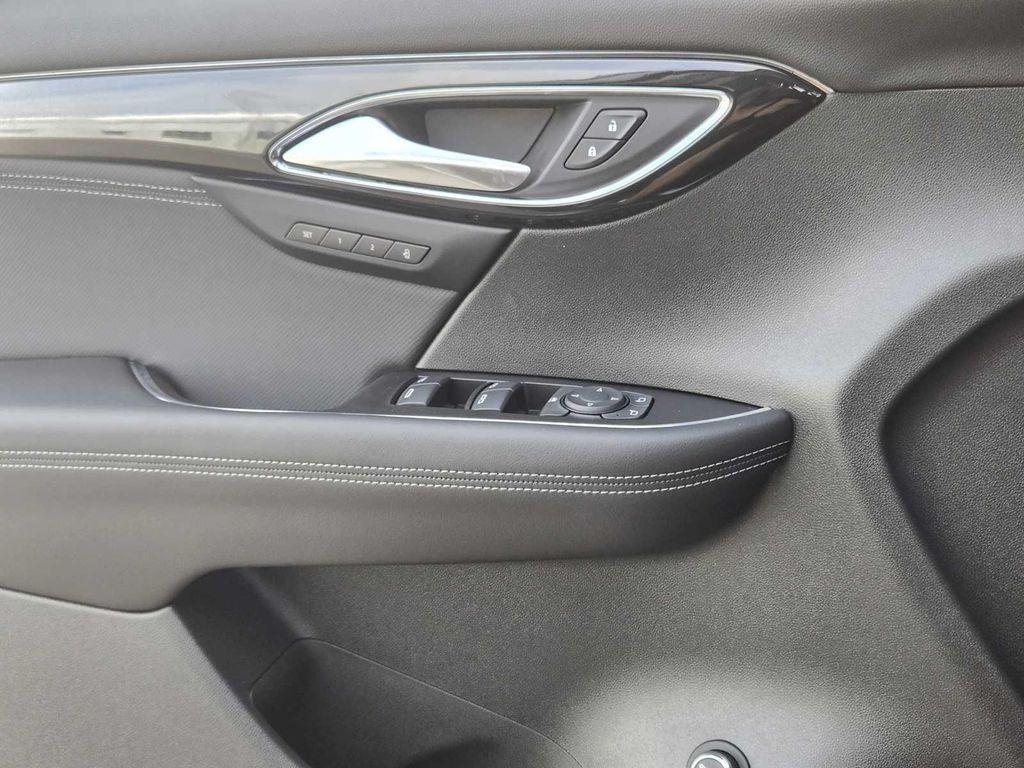 new 2025 Buick Envision car, priced at $39,740
