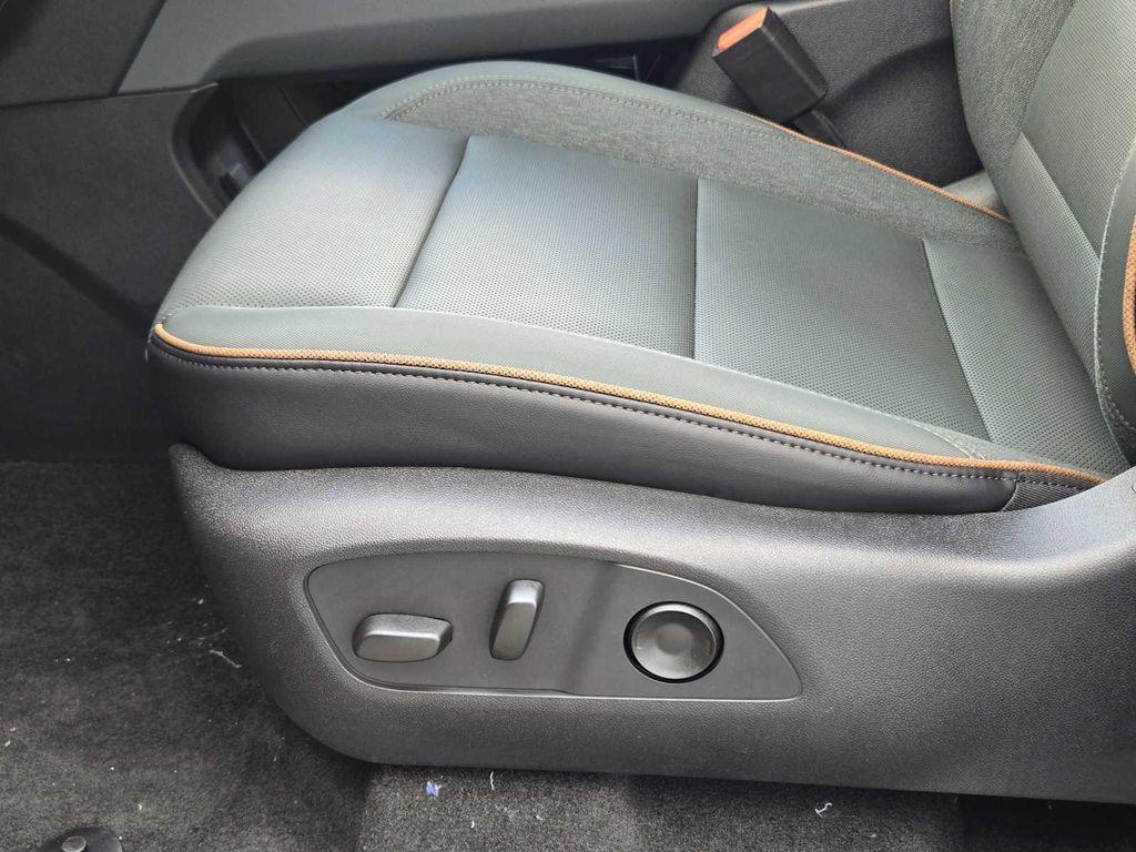 new 2025 GMC Acadia car, priced at $53,390