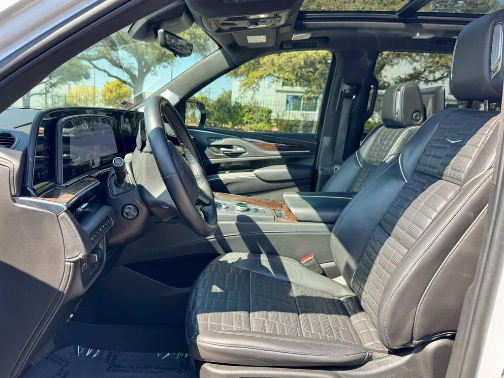 used 2022 Cadillac Escalade car, priced at $67,991