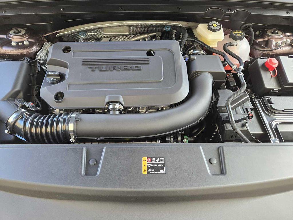 new 2025 Buick Envision car, priced at $39,740