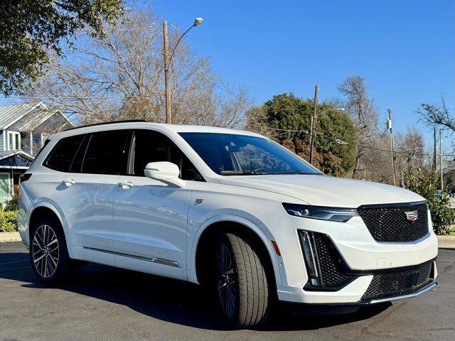 used 2023 Cadillac XT6 car, priced at $44,991