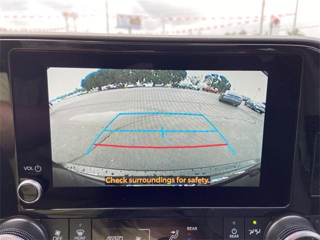 new 2025 Toyota Highlander car