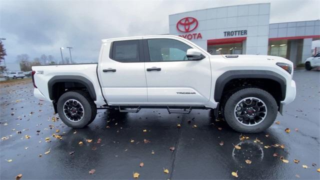 new 2024 Toyota Tacoma Hybrid car