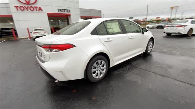 new 2025 Toyota Corolla Hybrid car