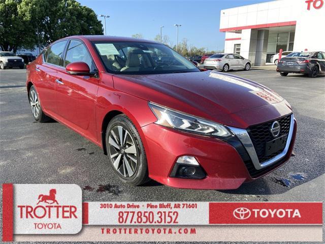 used 2022 Nissan Altima car, priced at $22,495