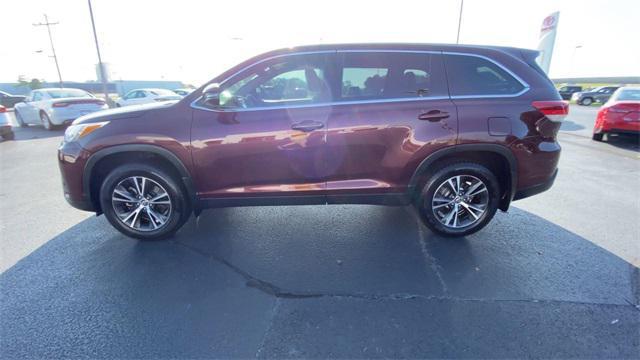 used 2019 Toyota Highlander car, priced at $16,495